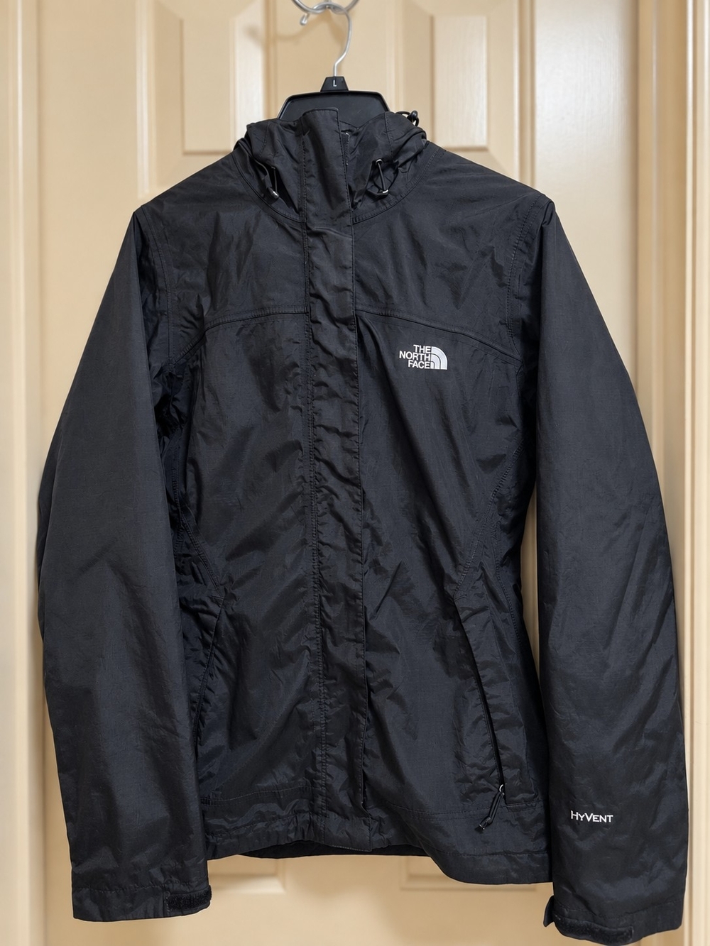 The North Face Women’s Black HyVent Waterproof Hooded Jacket XS